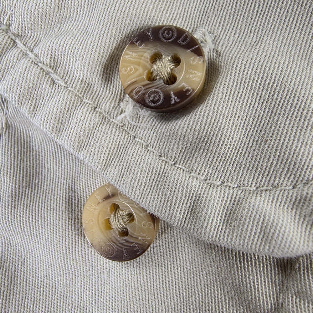 Walt Disney World Men's Size XXL Mickey Mouse Khaki Button Down Last Disney Tag - Picture 5 of 11